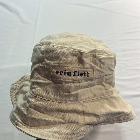 Erin flett reversible bucket hat - Picture 3 of 5